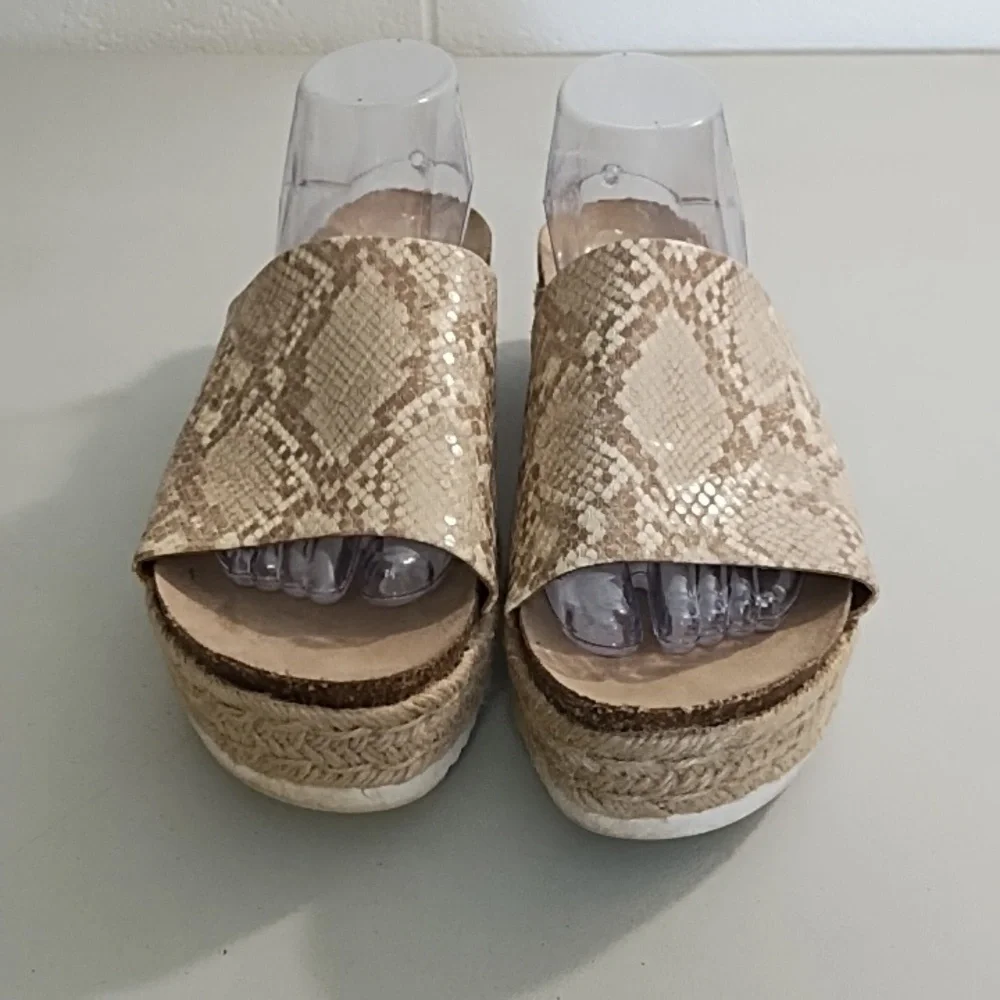Dolce Vita Tan Espadrille Slide Platform Shoes